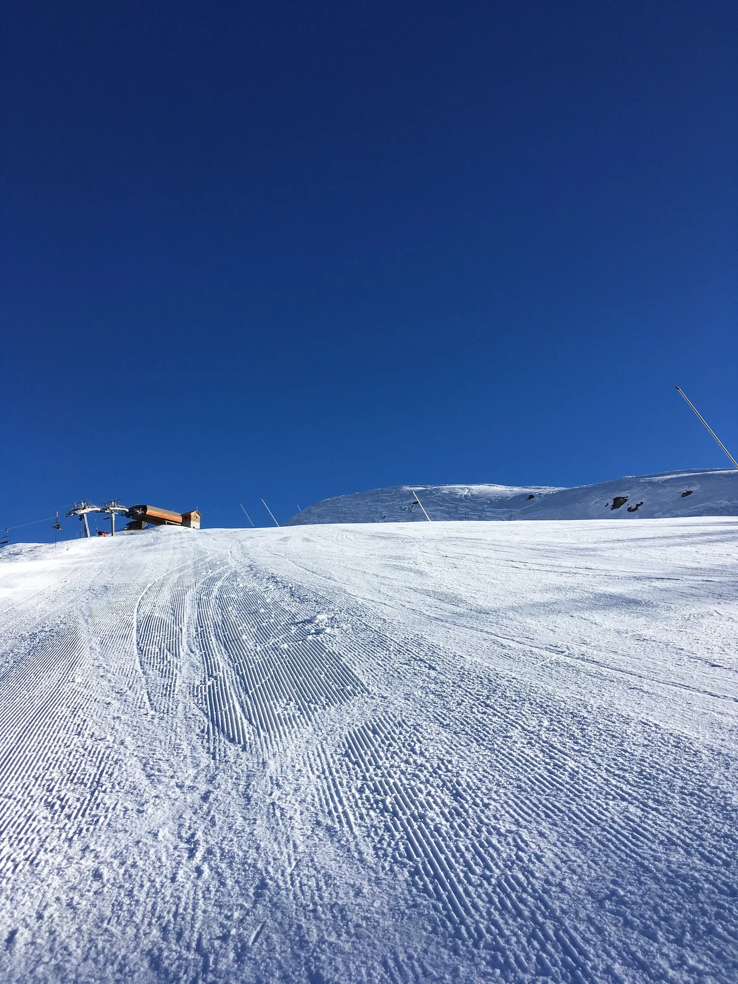 Se Préparer aux Pistes de Ski à Auron : la Location Idéale