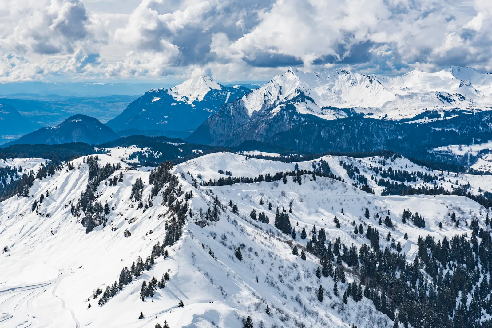 Skier à Morzine : tout savoir sur la location