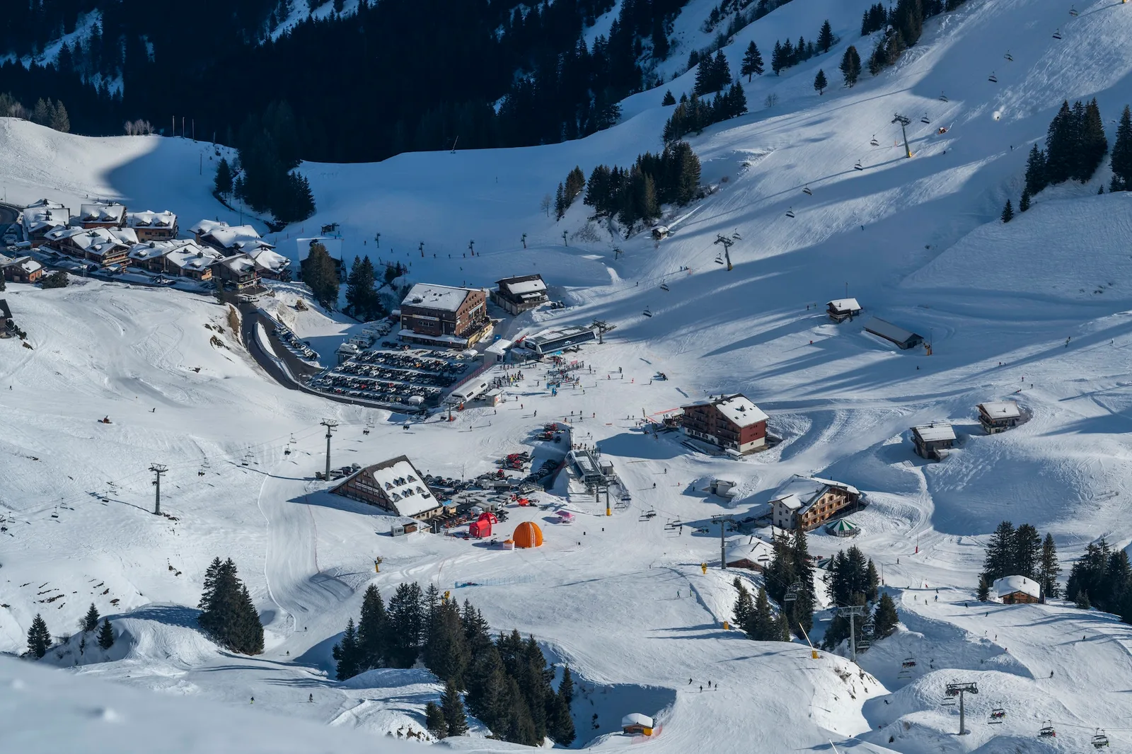 Location de ski: Profitez des pistes à Avoriaz